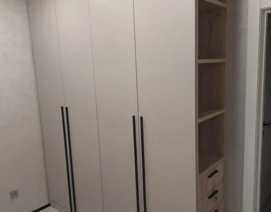 Шкафы, столы и системы хранения